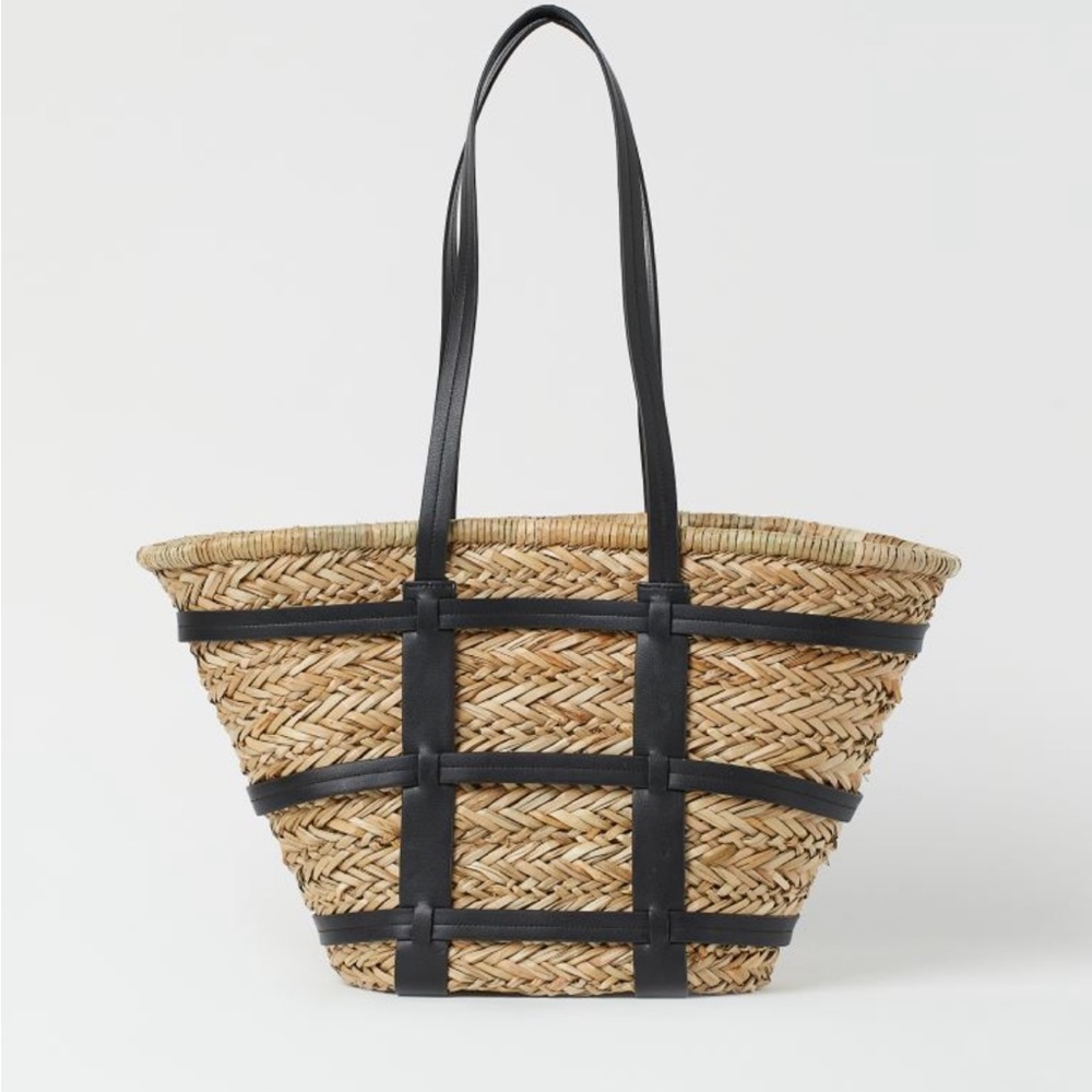 NWOT H&M Straw Bag